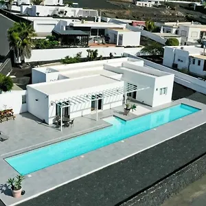 Casa With A Private 25 Meter Heated Pool Conil